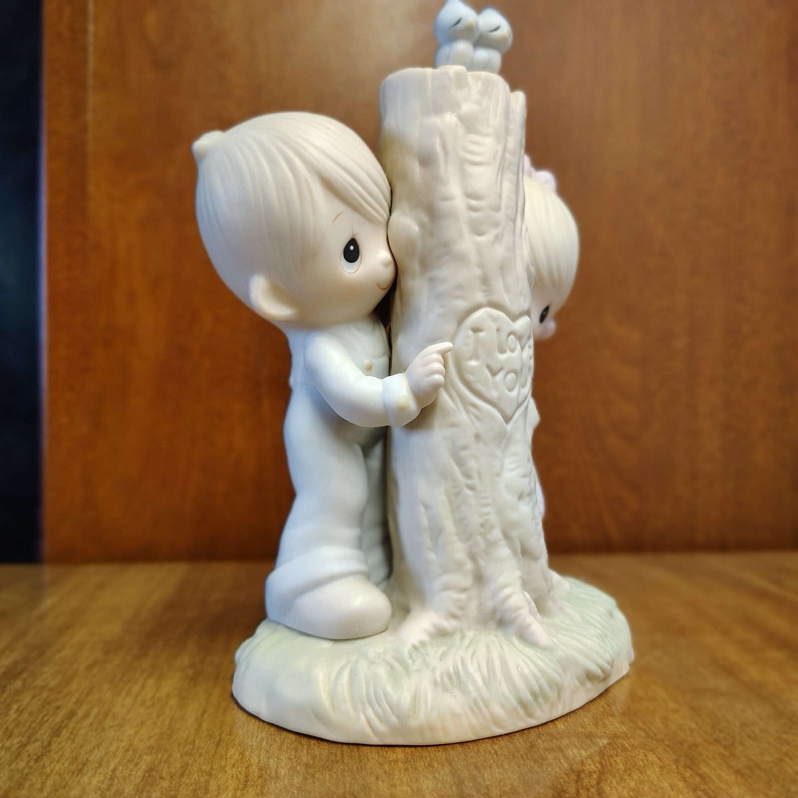 Enesco Precious Moments 1979 Porcelain Figurine ‘Thee I Love’ Vintage