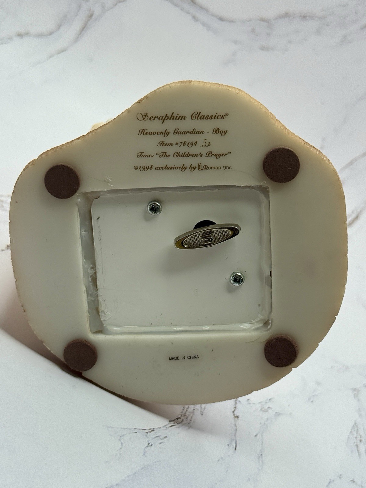 Seraphim Classics Angel “Heavenly Guardian” Boy Music Box #96697 Roman Inc 1998