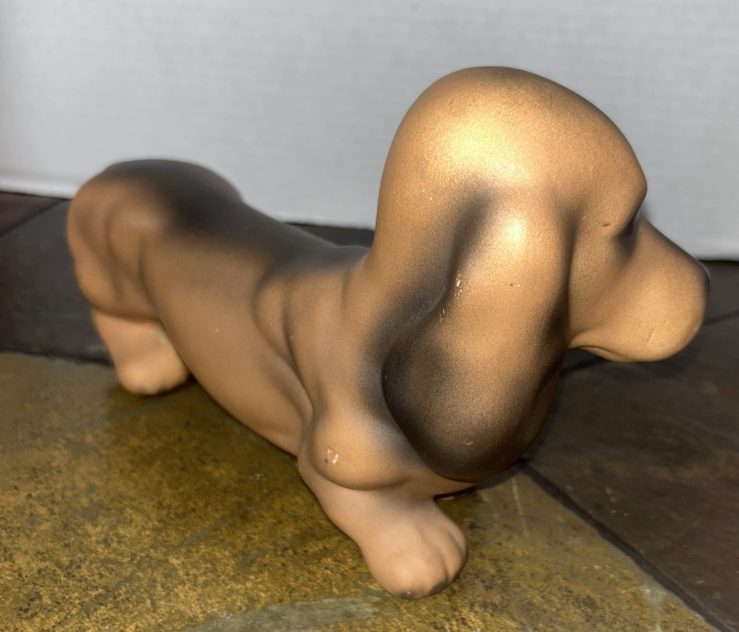 Basset Bloodhound Dog Figurine Vintage Ceramic Brown Matte 11” Stamped “B6”