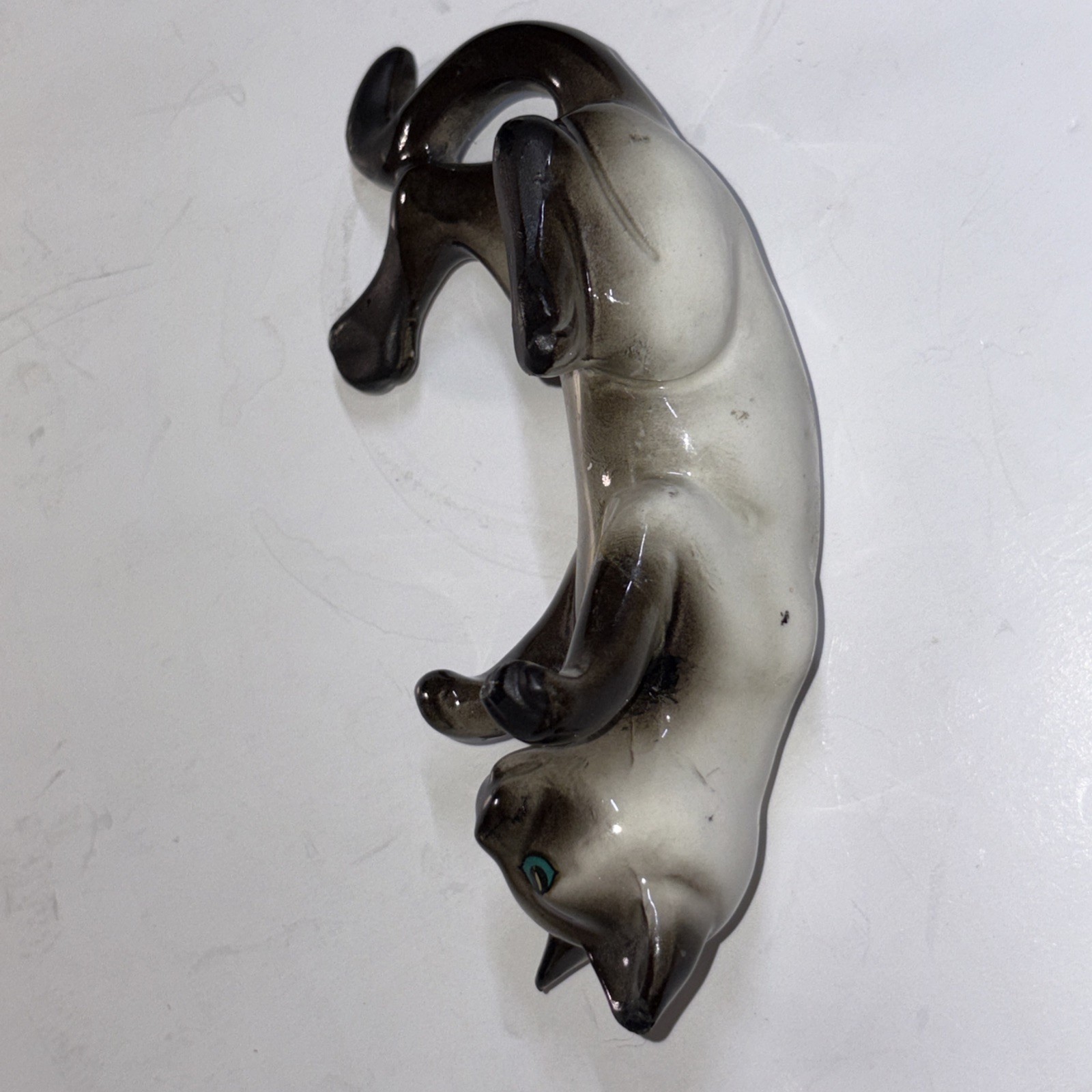 Vintage Beswick Ceramic Hanging Climbing Siamese Cat Figurine