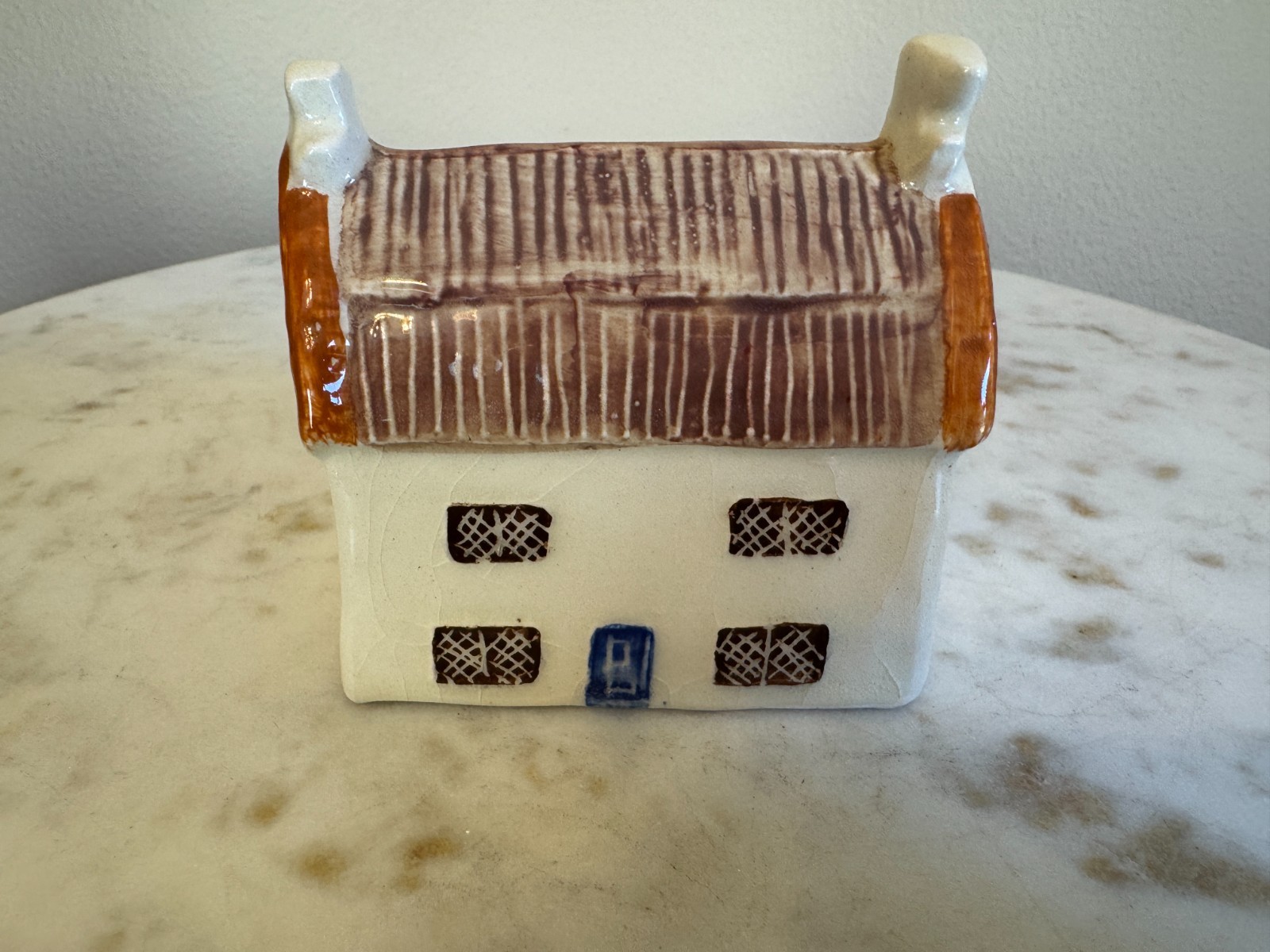 Vtg 4 Mudlen End Studio Miniature Ceramic Cottages England & 1 Putnam Heritage