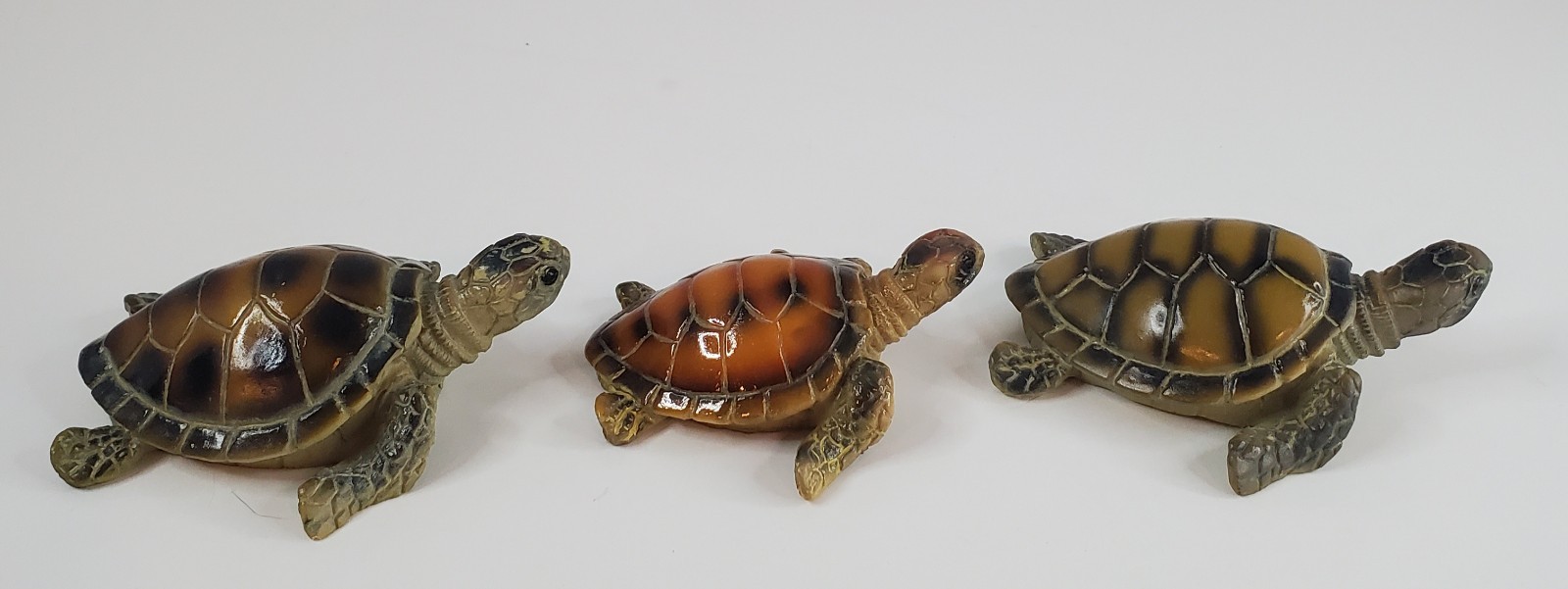 Resin Turtle Figurines Coastal Sea Life Beach House Decor – Lot of 3
