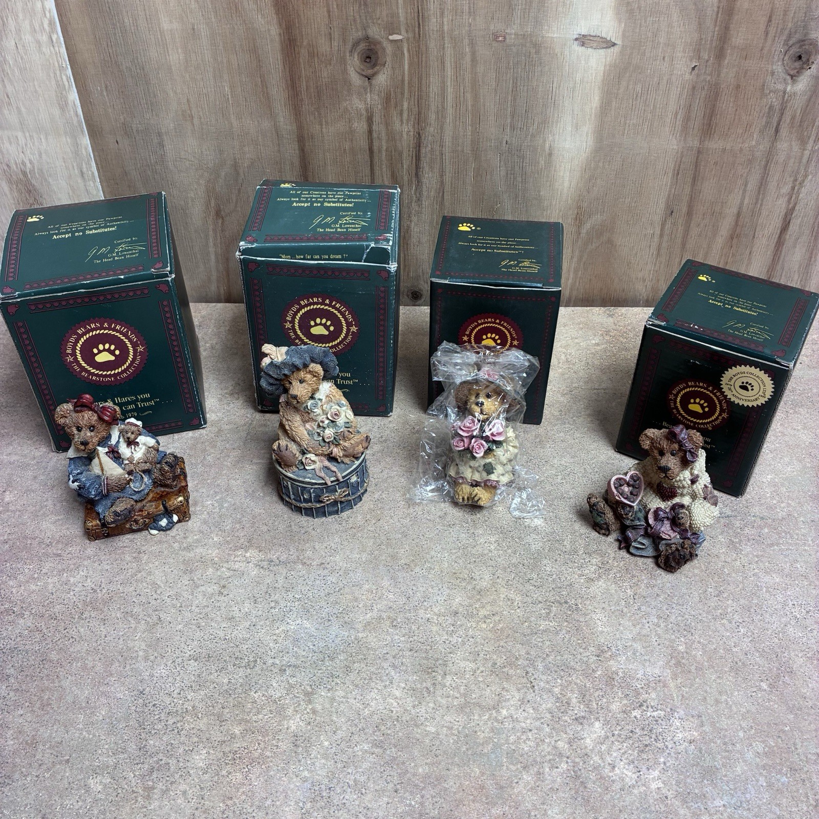 Vtg Boyds Bears Set Of 4 In Original Boxes Collectible Cold Cast Resin