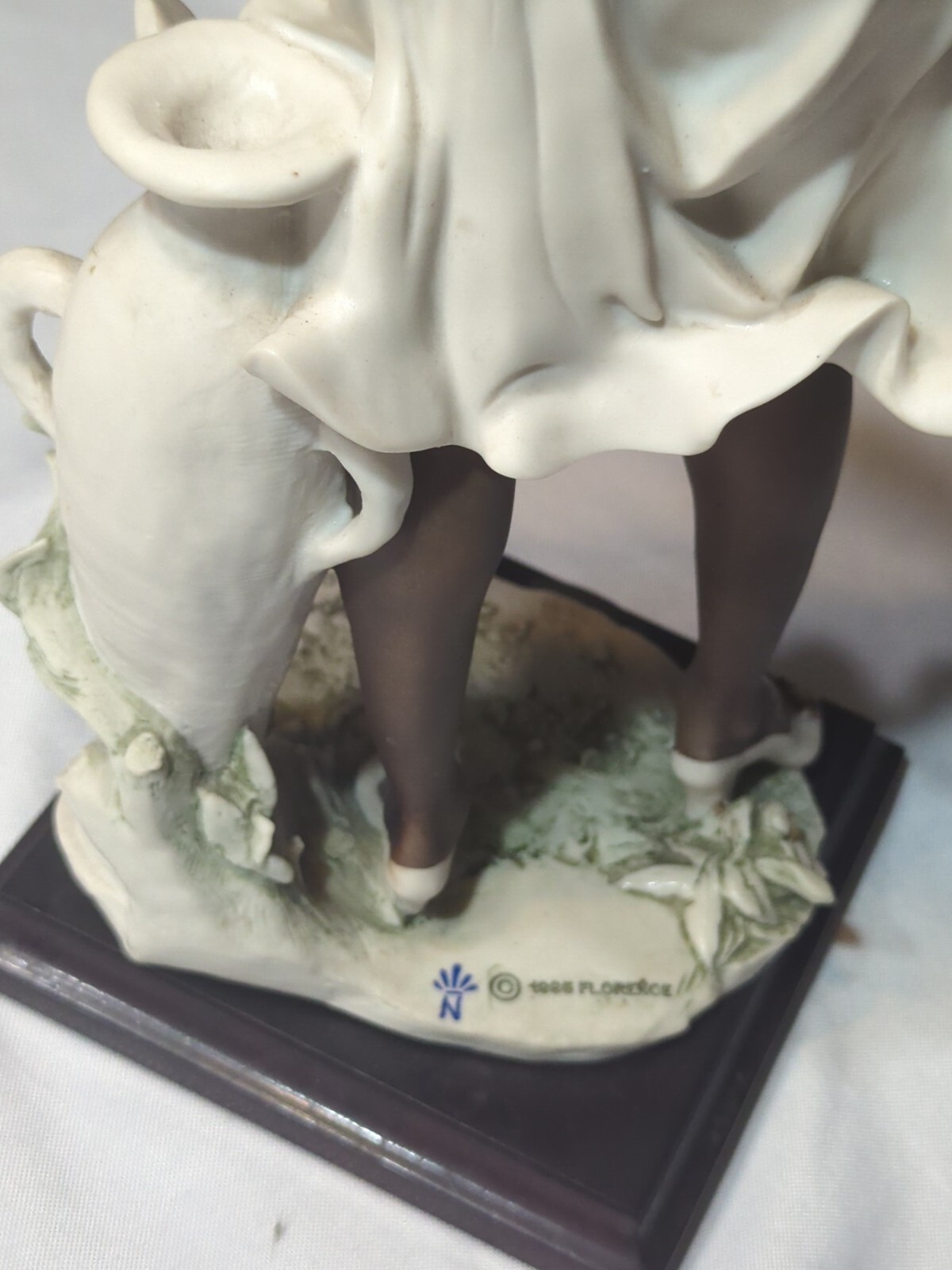Giuseppe Armani Figurine Georgia 0414F Florence Sculpture 17″ 1995