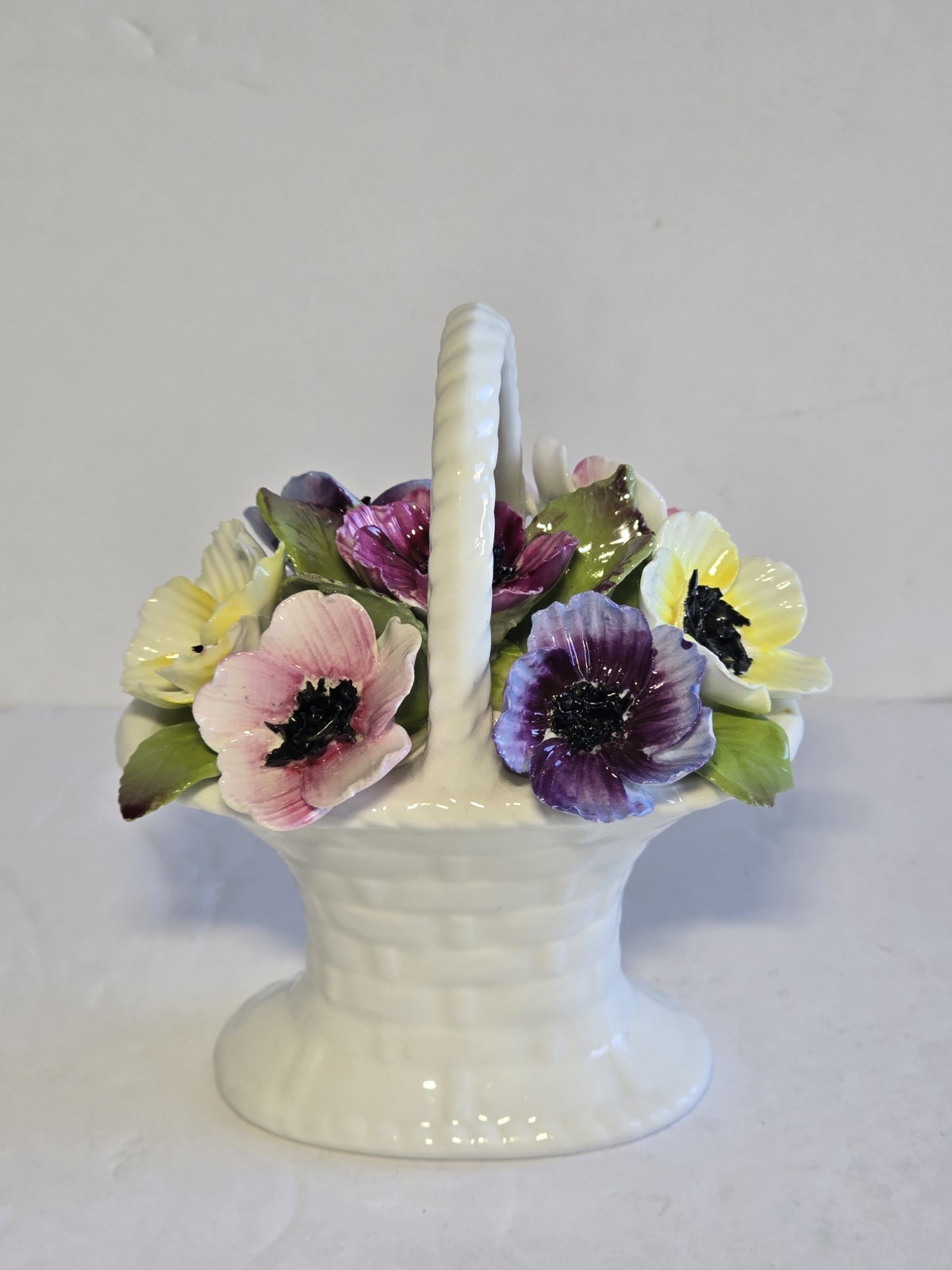 Vintage Heathcote Hall LTD Fine China Flowers Made In England 4″ *READ*