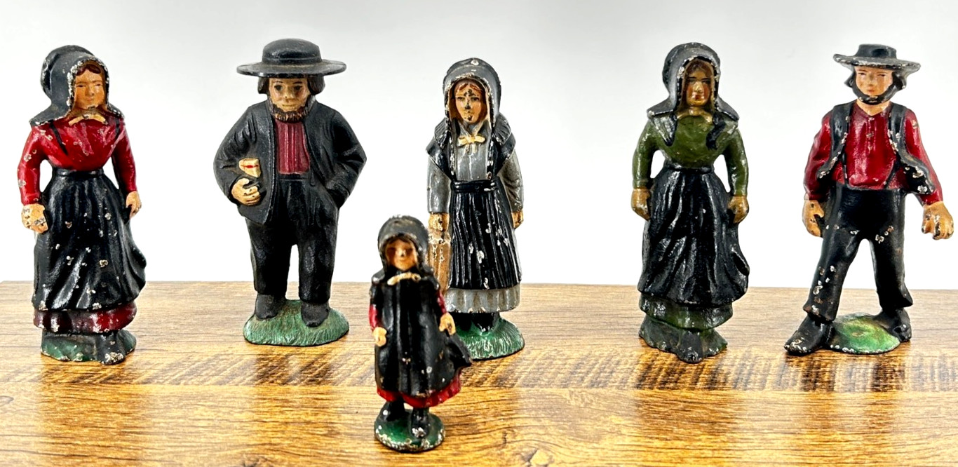 Vintage Folk Art Cast Iron Amish Family Figures 6 Adults 1 Child Dutch – RARE!