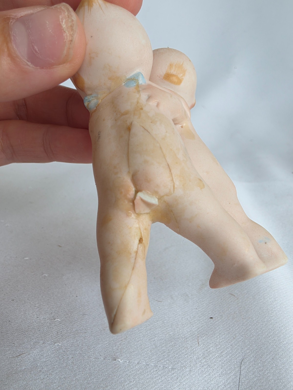 Antique Rose O’Neill Kewpie Huggers Bisque Figurine 3.5″ C in Circle © Repaired