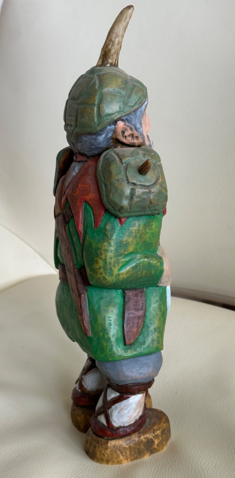 MATEO ALBUQUERQUE N.M. FOLK ARTIST VINTAGE HAND CARVED WOODEN FIGURE PAINTED 13″