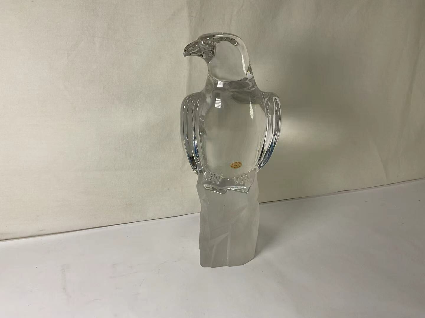 VV12 German the Crystal Very Beautiful Sculpture of an Egale is Preserved