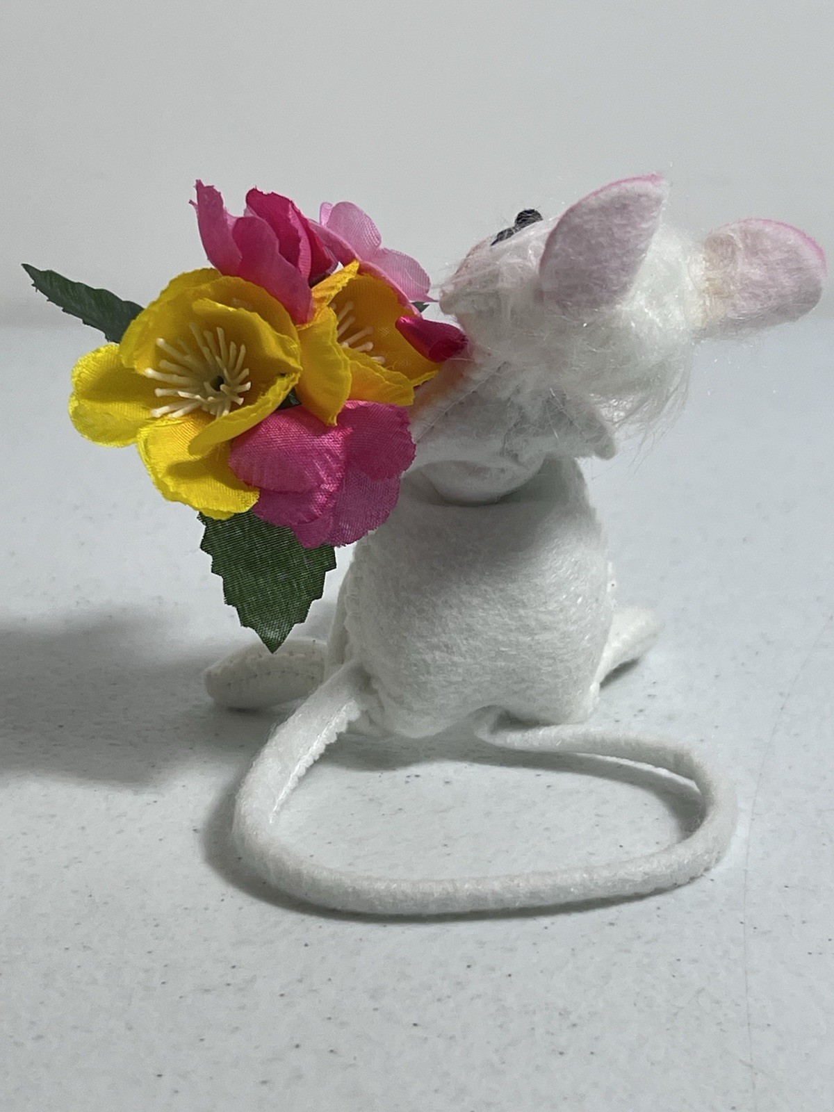 Annalee Mouse Doll with Flowers and Pink Bow 2013