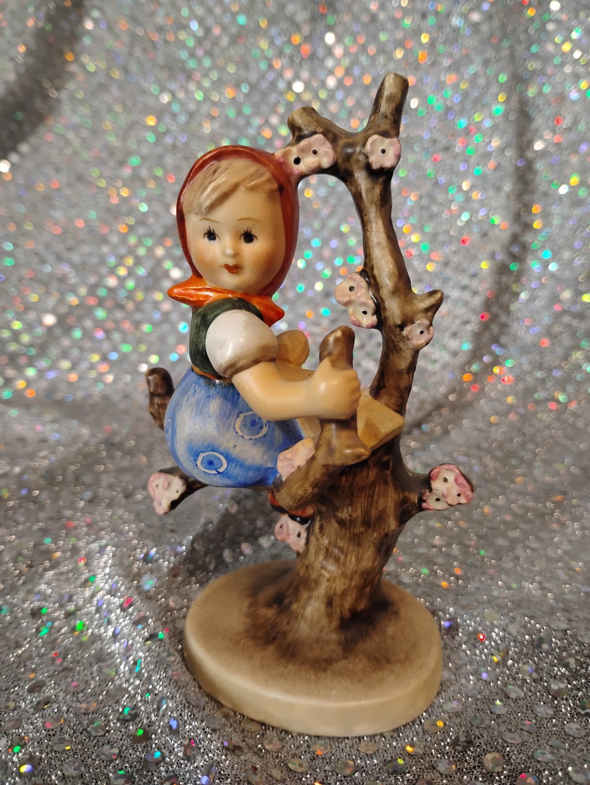 Goebel Hummel 4″ Apple Tree Girl #141 3/0 Tmk 2 – Full Bee Germany 1950s