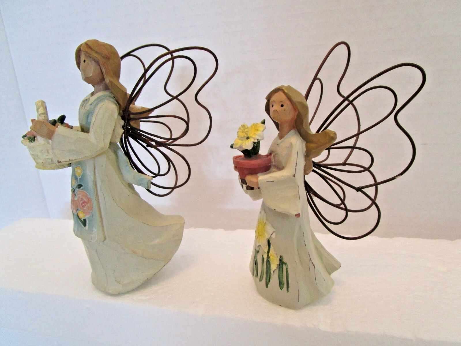 Pair Floral ANGEL ACCENTS Vintage Figurines (Roman Inc) Resin & Wire Sculptures