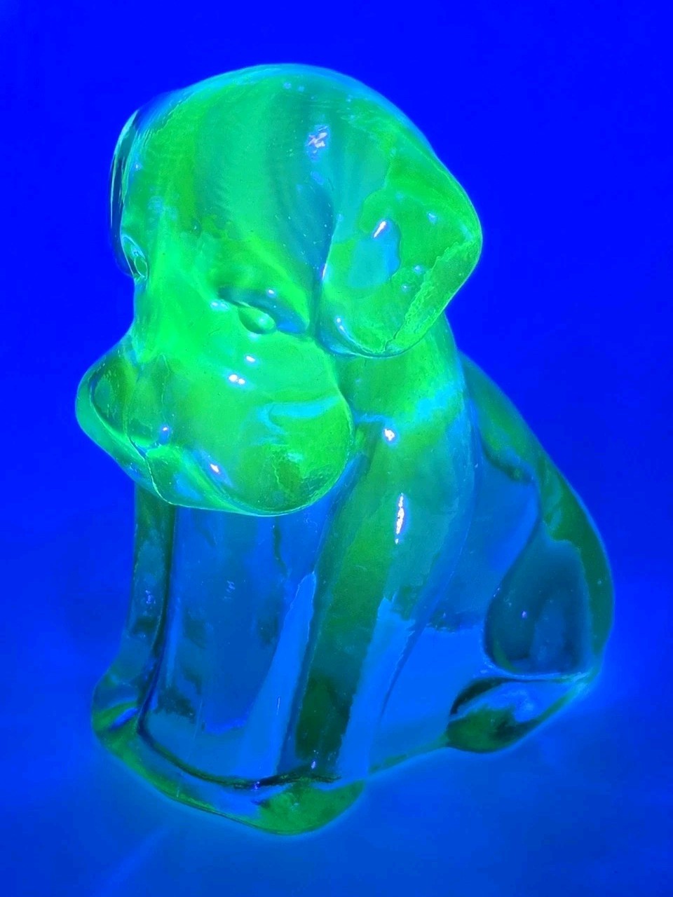 VTG Degenhart Glass “Pooch” Puppy Dog Figurine – Teal / Smokey Blue (UV Glow)