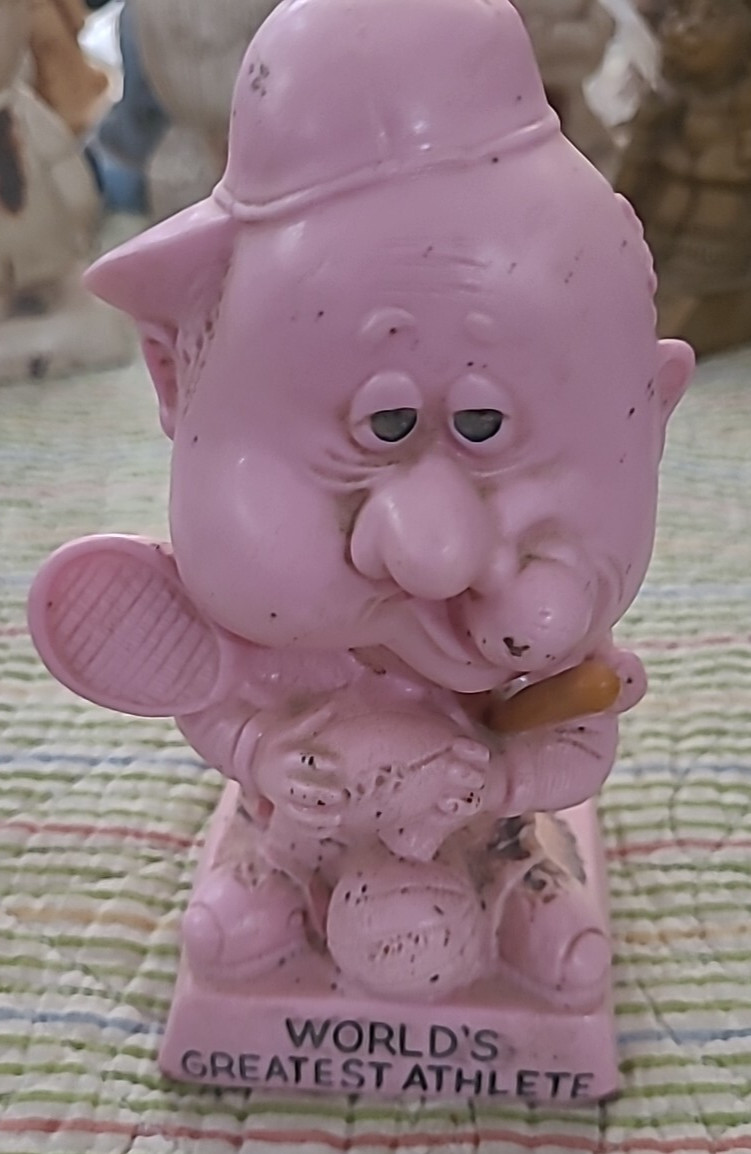 1971 R&W Berries-“worlds greatest athlete” Statuette Figure 6.25” Resin pink
