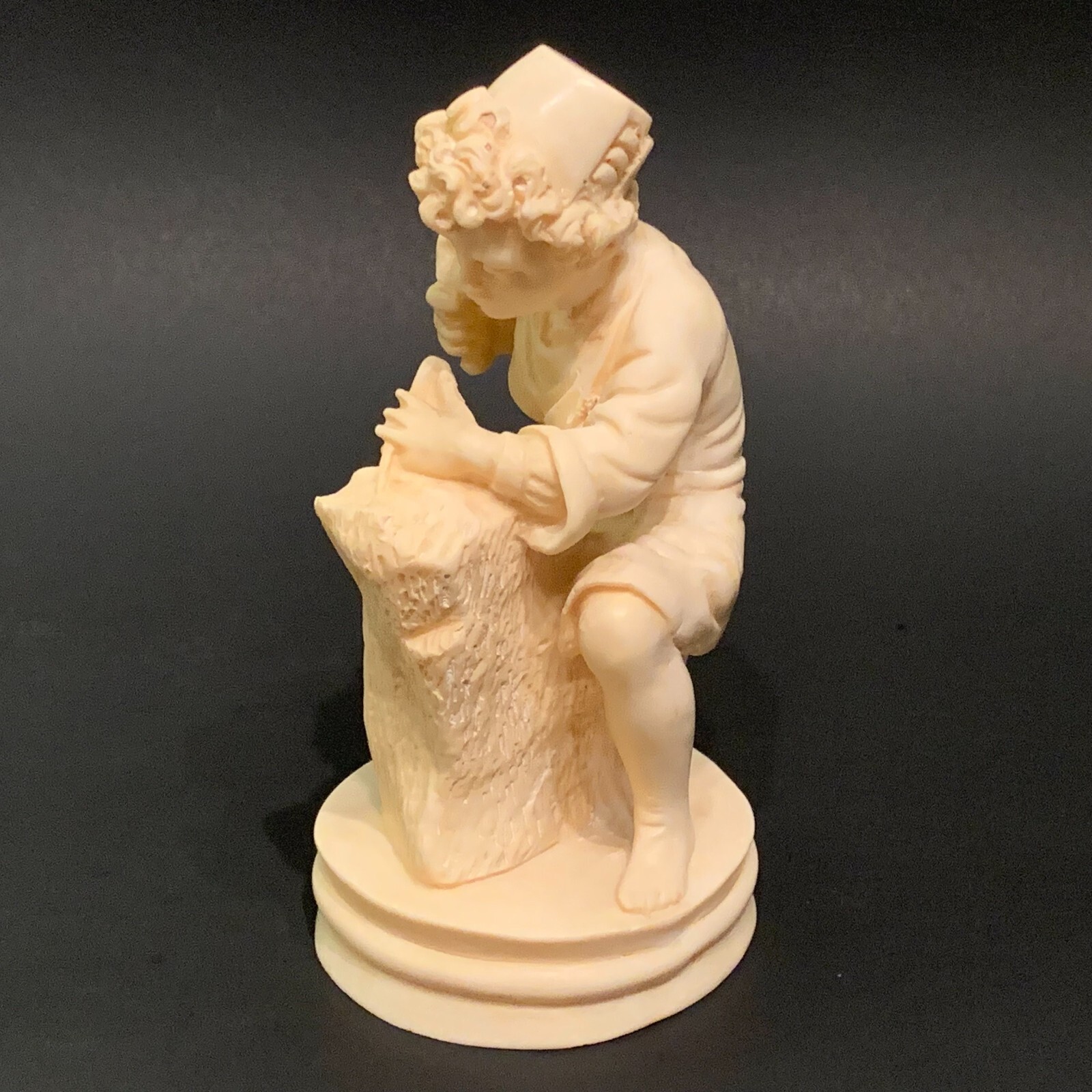Young Michelangelo Sculpting Resin Statue Figurine Made in Italy 5.75”