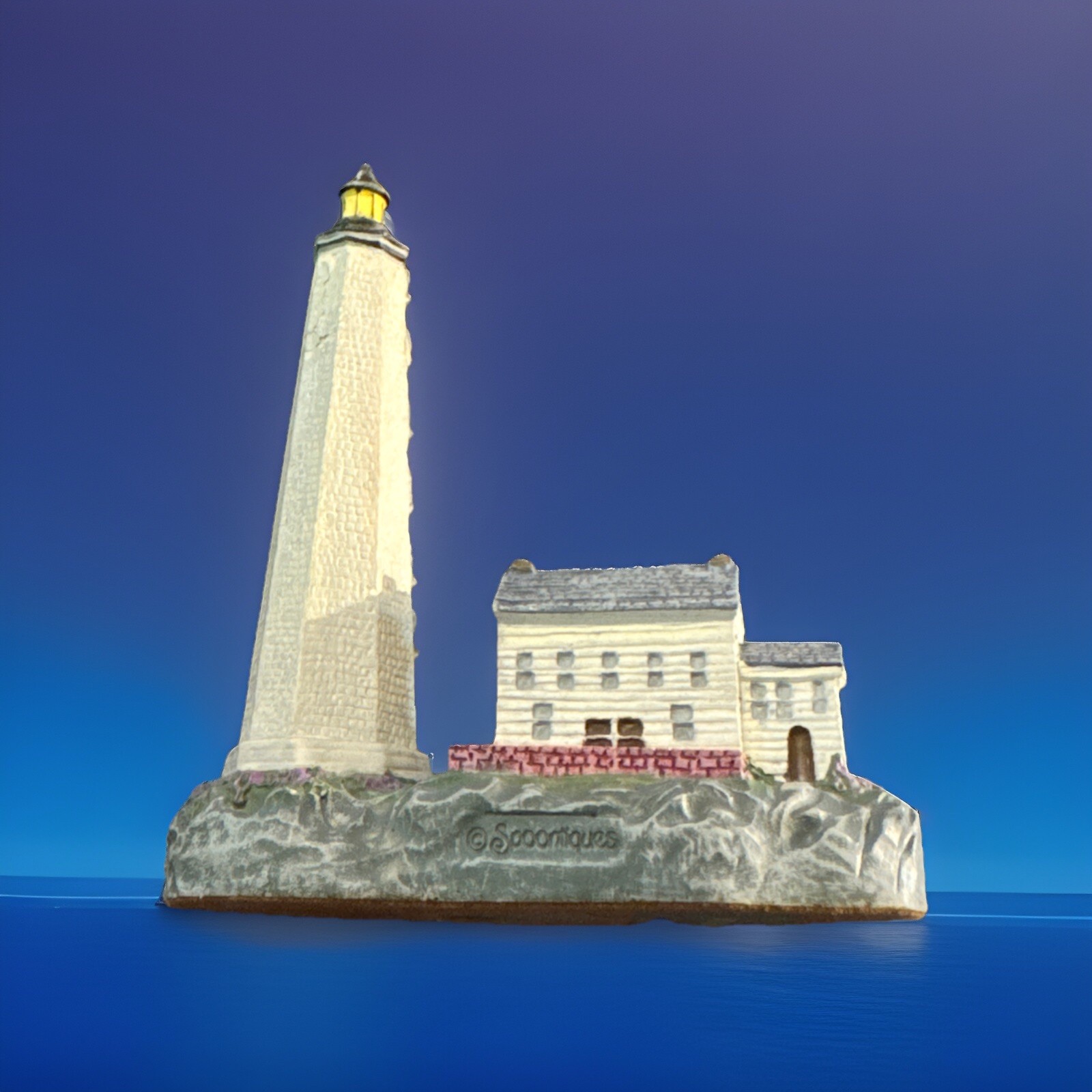 Spoontiques Lighthouse Collectible Figurine – Vintage – New London Harbor Light
