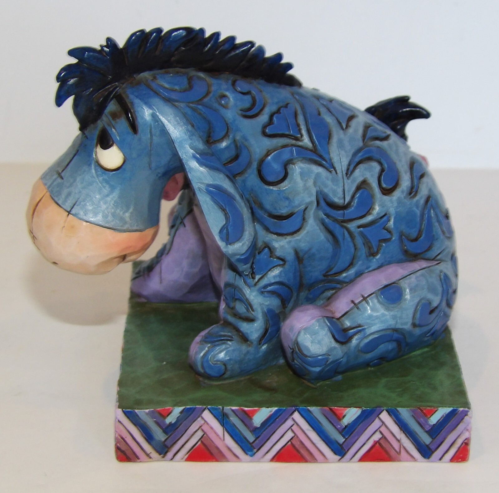 JIM SHORE EEYORE TRUE BLUE COMPANION #4011755 WALT DISNEY SHOWCASE FIGURINE #2