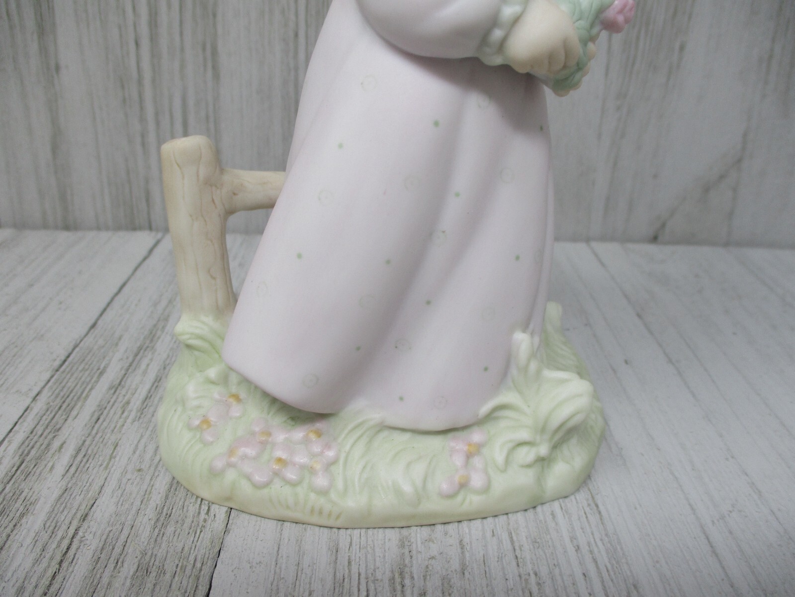 1984 Precious Moments Figurine the Voice of Spring Four Seasons Series 12068
