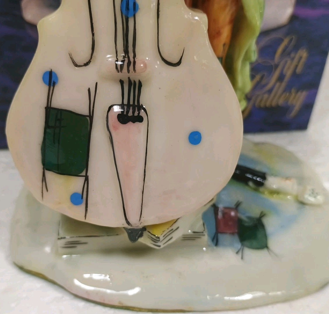 Vintage Gift Gallery Fiddler McClown Figurine 8.5″ Tall In Original Box Flaw