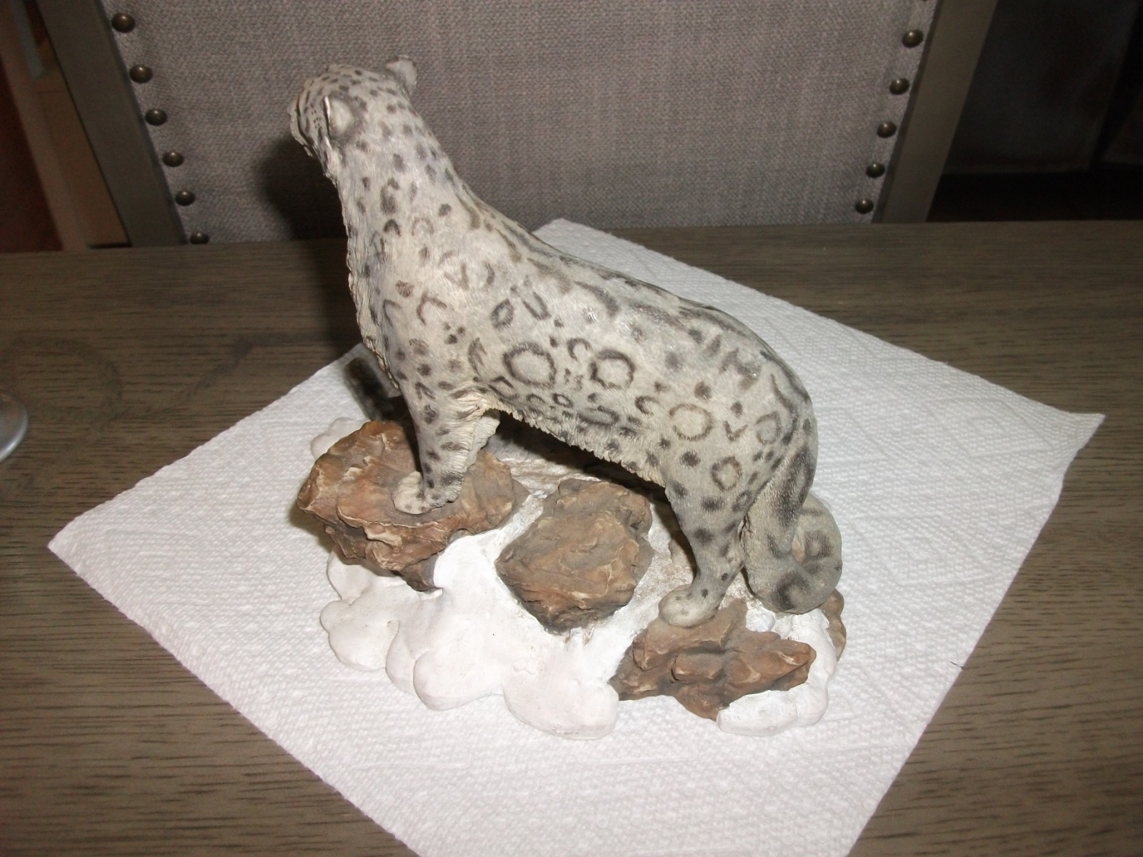 Vintage Hamilton Collection Himalayan Snow Leopards Sculpture Figure