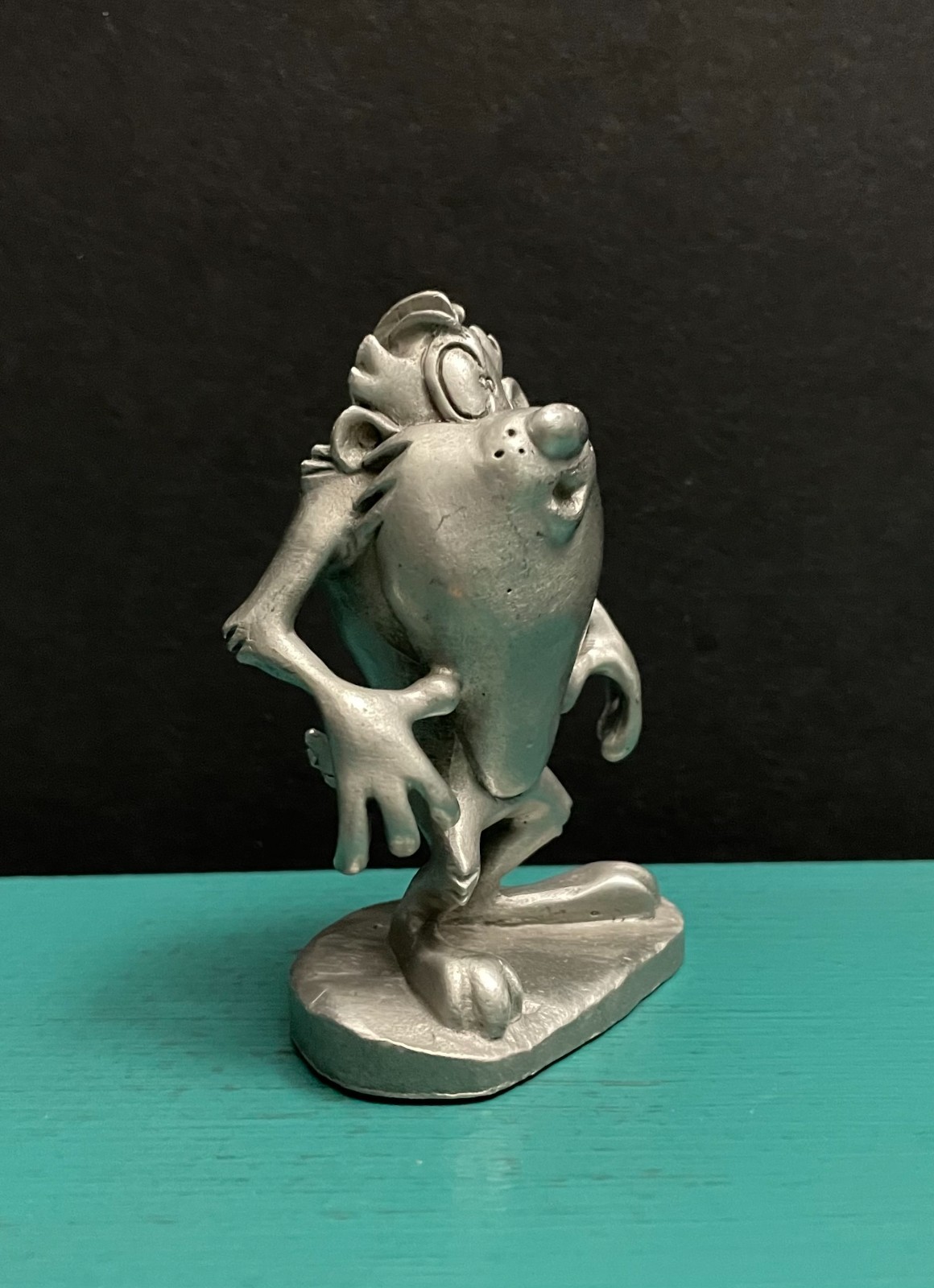 Warner Bros Pewter Taz Tasmanian Devil Looney Tunes Cartoon Animal Mini Figurine