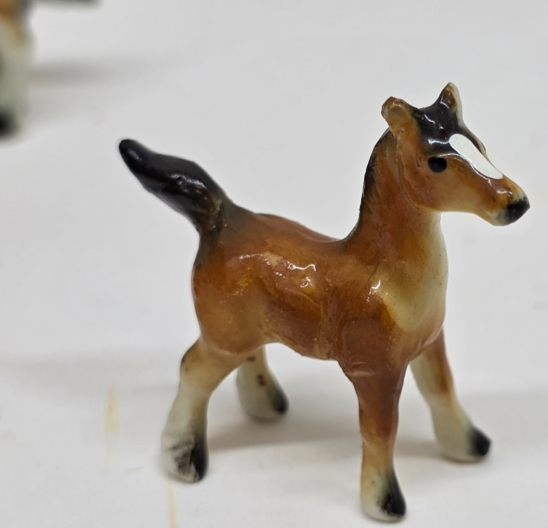 Vintage Horse Family Scene Mini Ceramic Figurine Set Clydesdale / Napcoware?