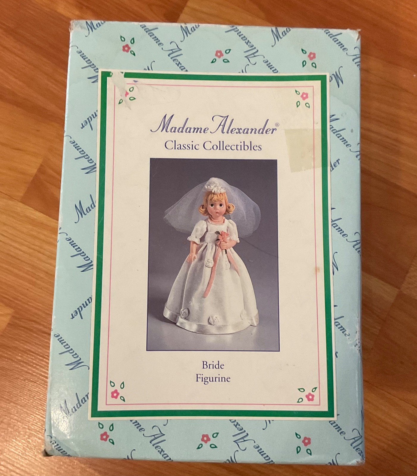 Madame Alexander Classic Collectibles Bride Wedding Figurine White/Pink Boxed