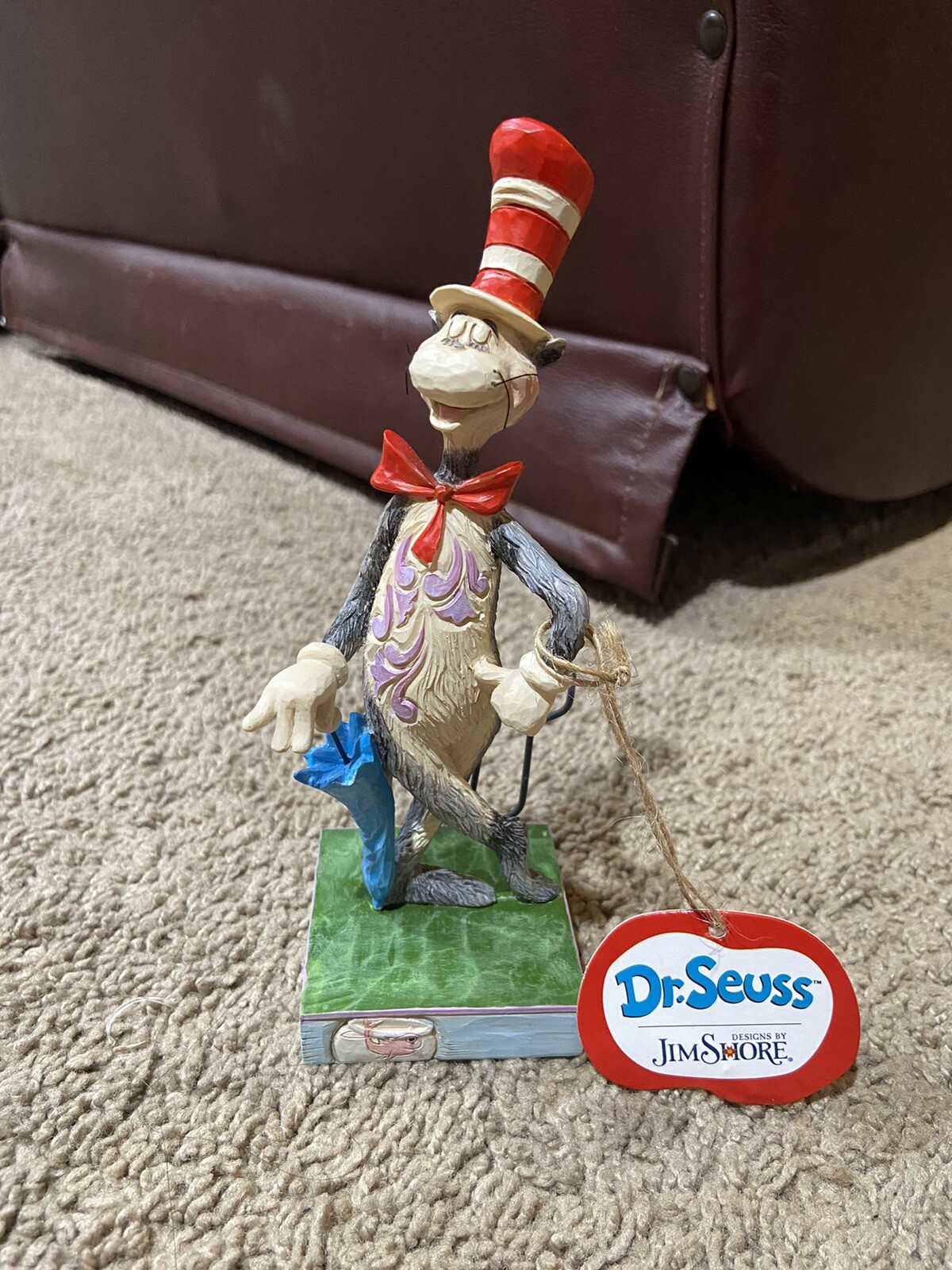Jim Shore The Cat in the Hat Dr. Seuss Figurine 6006239 Enesco 2019