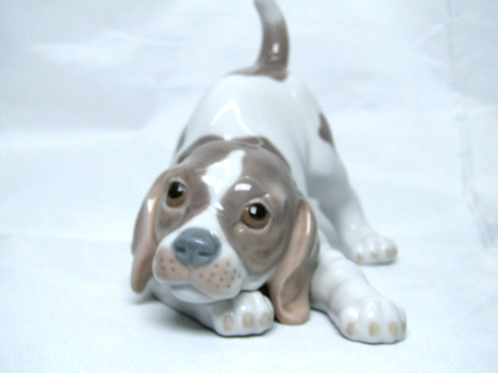 Lladro Playful Puppy Beagle 1070 Porcelain Figurine Glossy Retired Signed VTG