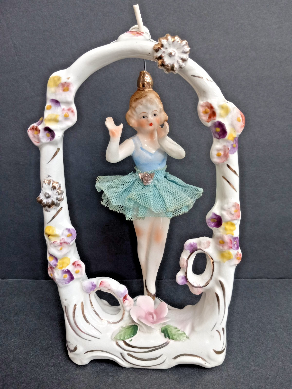 Vintage Ucagco Ceramic Arbor Flower Archway Blue Ballerina Spinner Japan 1950’s
