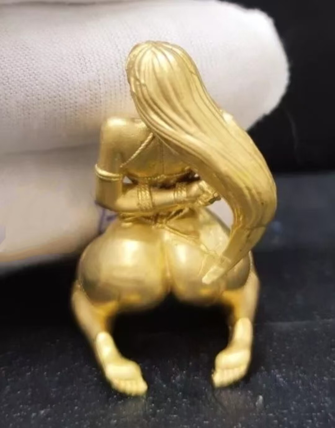 Girl Female Body Beautiful Beauty Beauty Statue Body Art Hand Grip