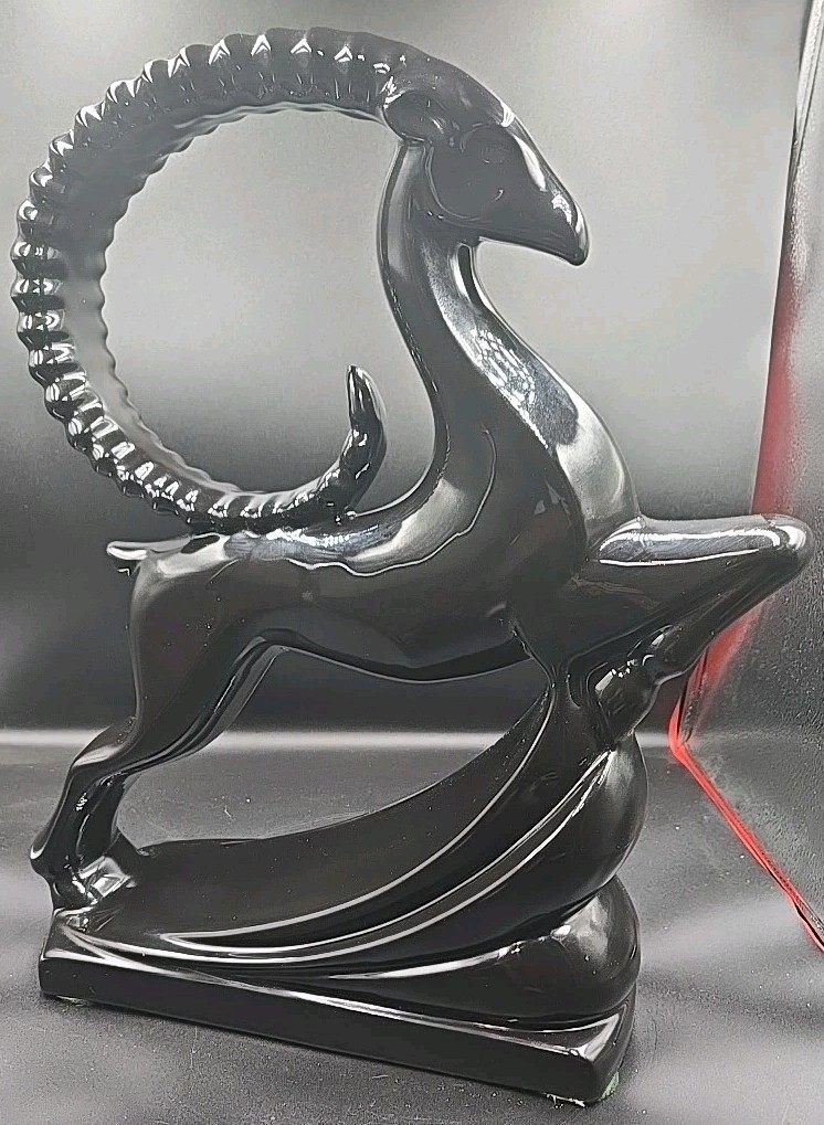 VINTAGE MCM Royal Haeger Ceramic Gazelle Figure Glossy Black EUC 19″ x 15″ Rd