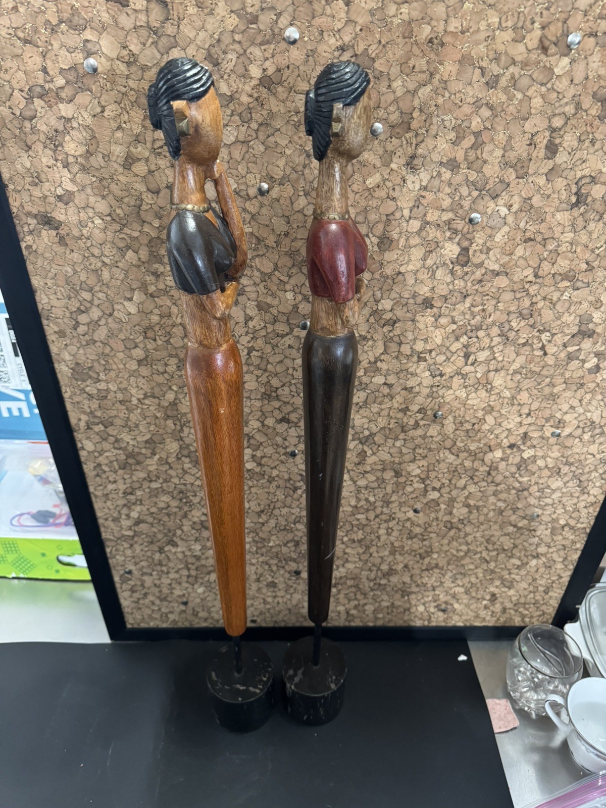 Vintage Set Of 2 Pier One 27″ Slender Faceless Women Statues, Modernist