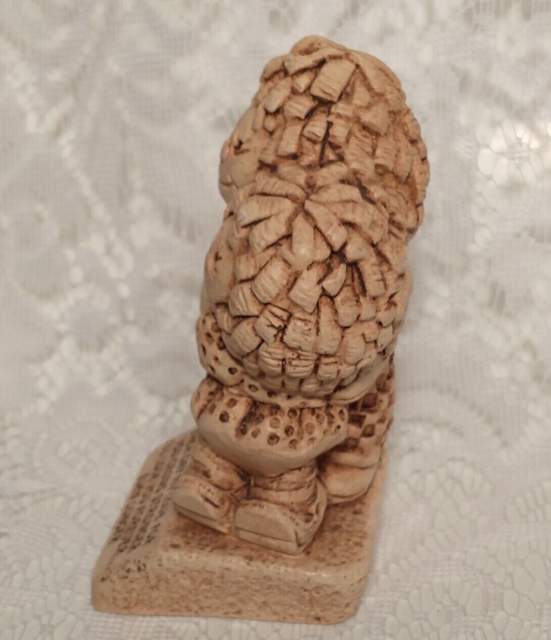 Resin Young Couple Hugging Figurine 1980 Each Day My Love For You tblhi1