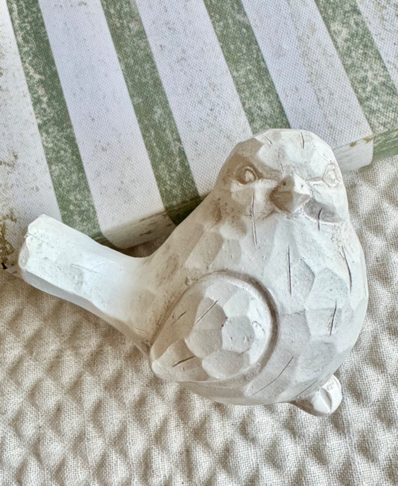 New Rustic Farmhouse White Distressed Carved-Look Resin Bird Figurine – 4”
