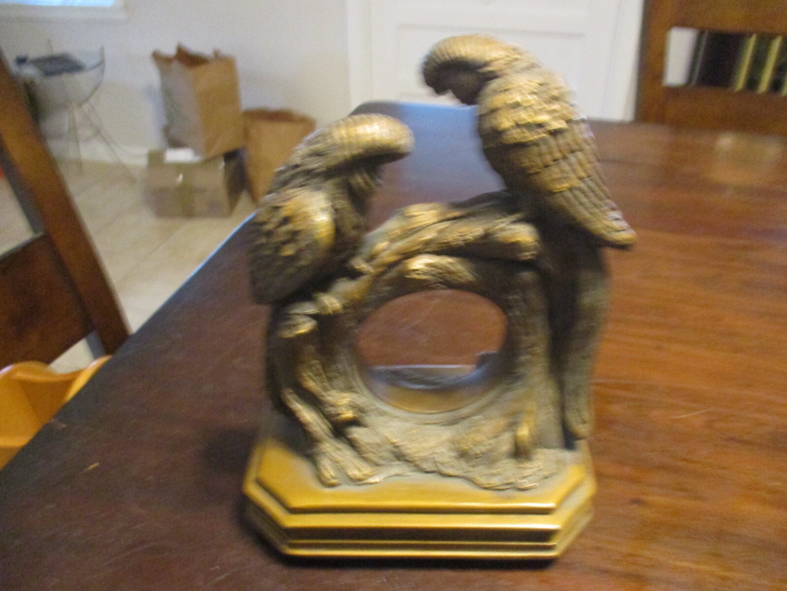 Parrots sculpture on platform clock or picture holder stunning