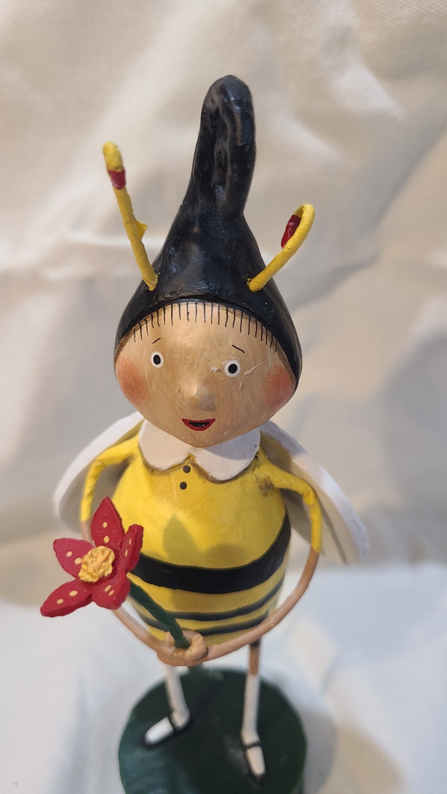 SOLD OUT RETIRED Lori Mitchell Little Bumblebee 6.5″ Bee Figurine