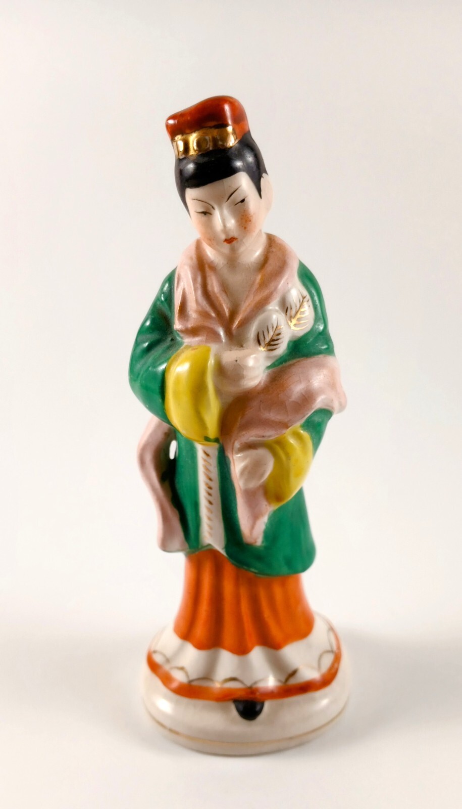Occupied Japan Yamaka Figurine Geisha Girl 5″ Tall Porcelain With Gold Trim VTG