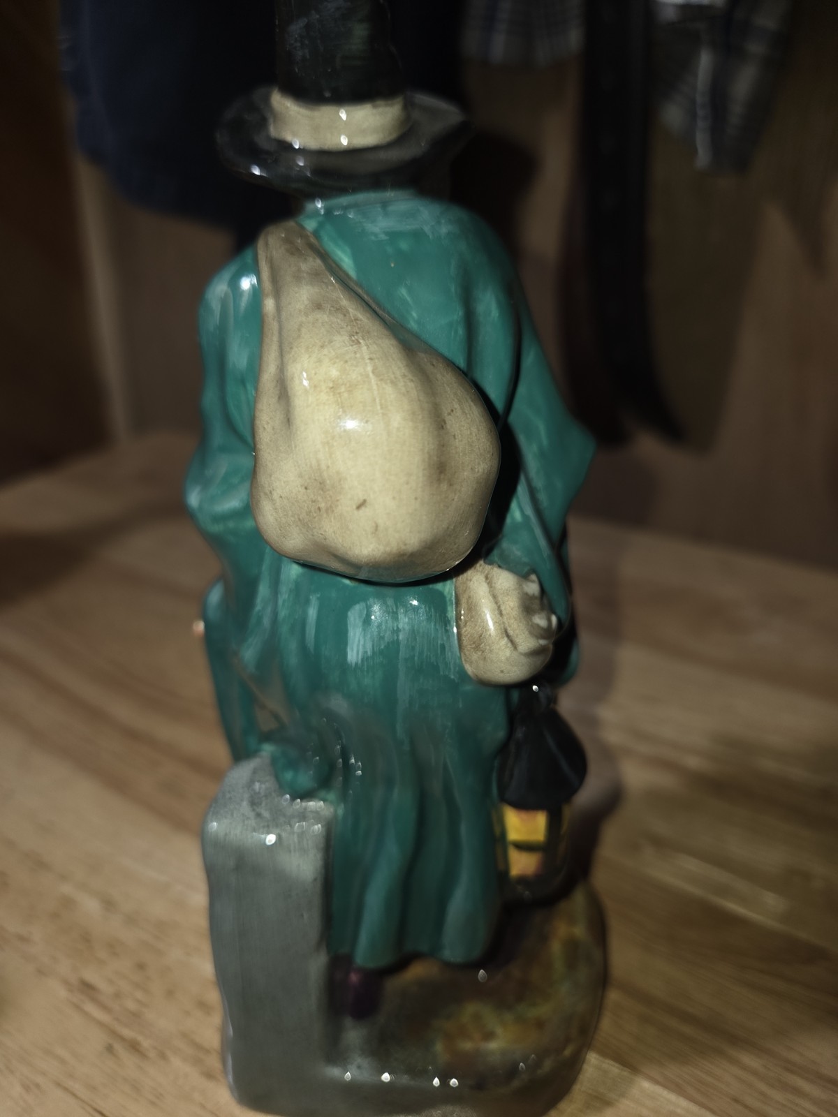 Vintage Royal Doulton The Mask Seller HN2103 Figurine 1952 8.5” Tall Estate Find