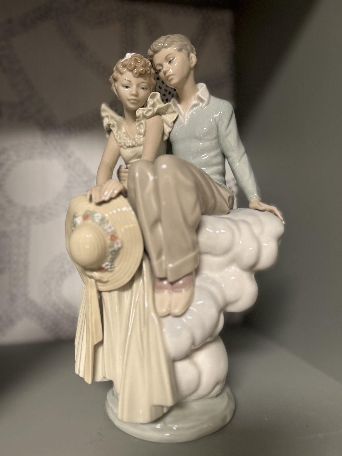 Lladro Figurine #1409 Young Love – Norman Rockwell Series #989/5000 – Retired