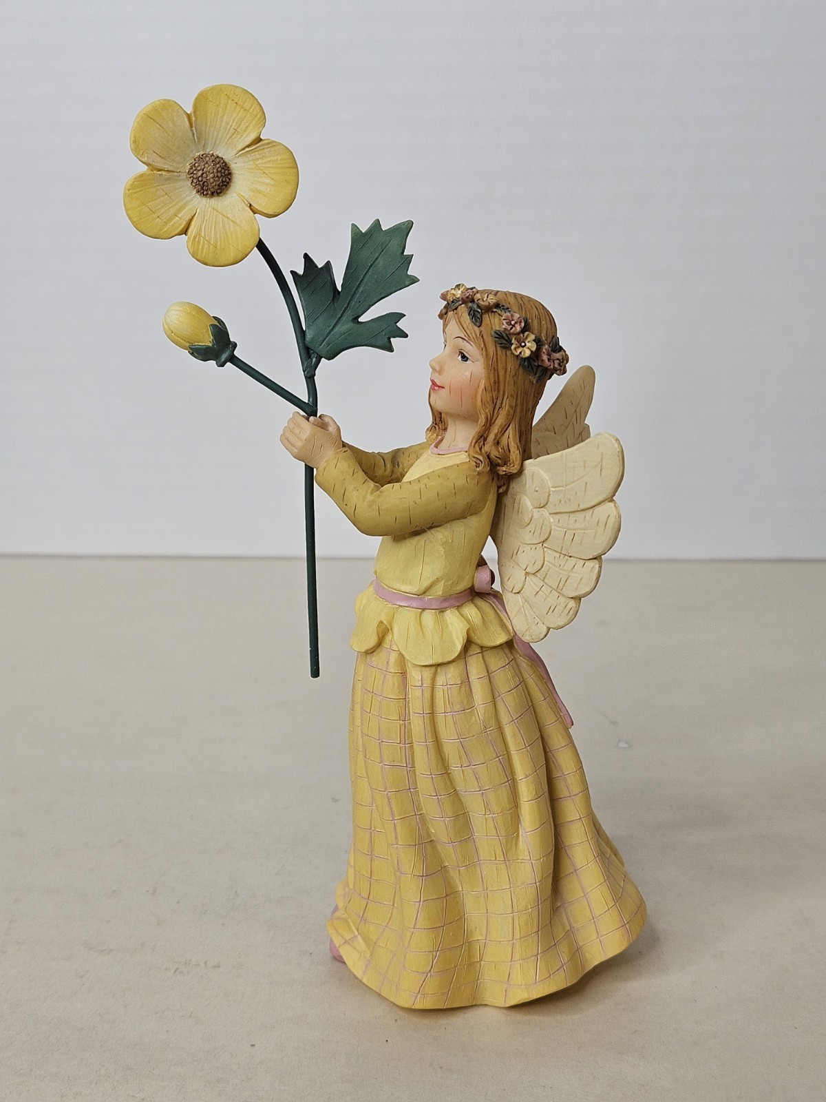 Wildflower Angels Buttercups for Cheerfulness Figurine Demdaco 6.5” Tall 36003