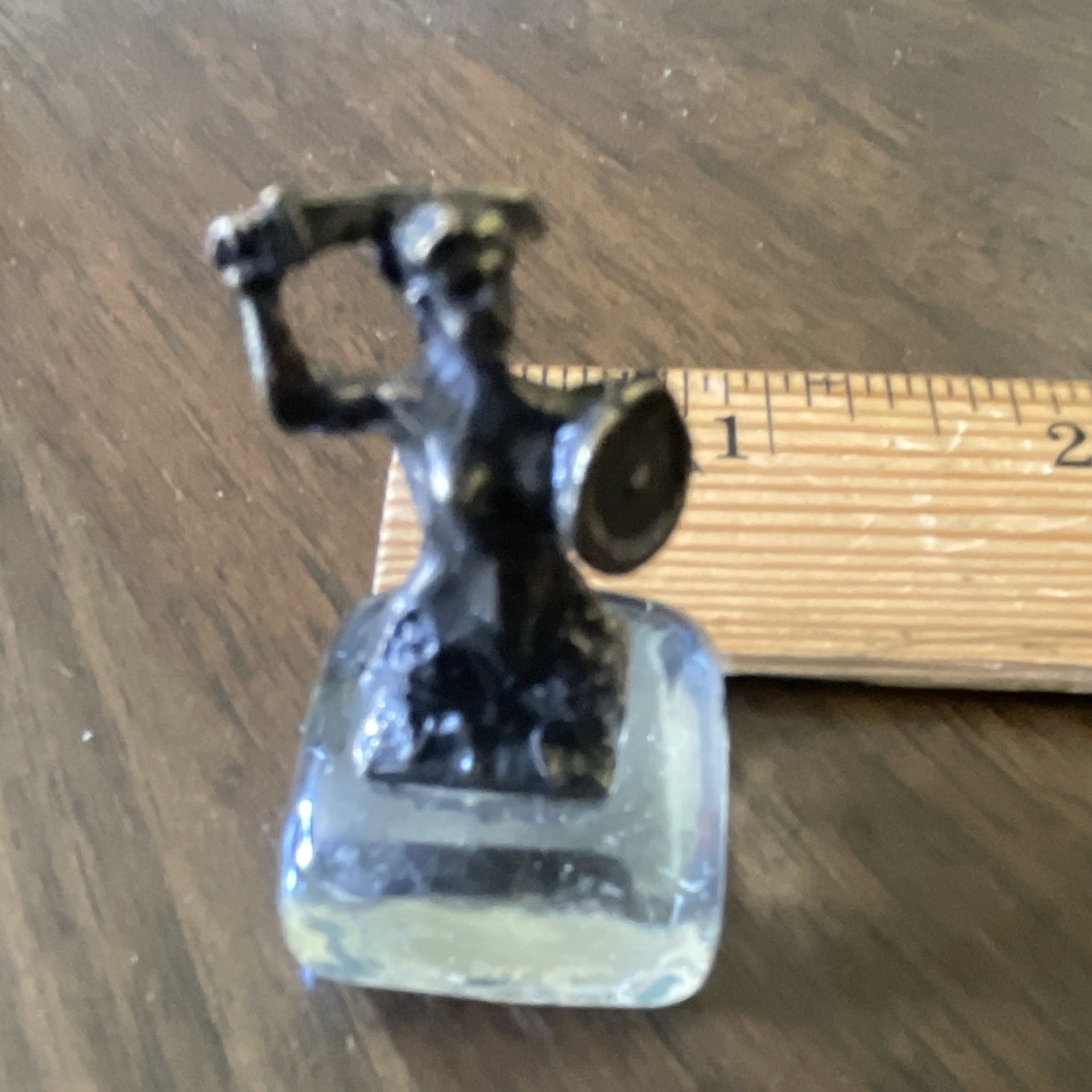 Woman Metal Figurine on Clear Glass Base, Metallic Finish, 3D, Black, 1 in