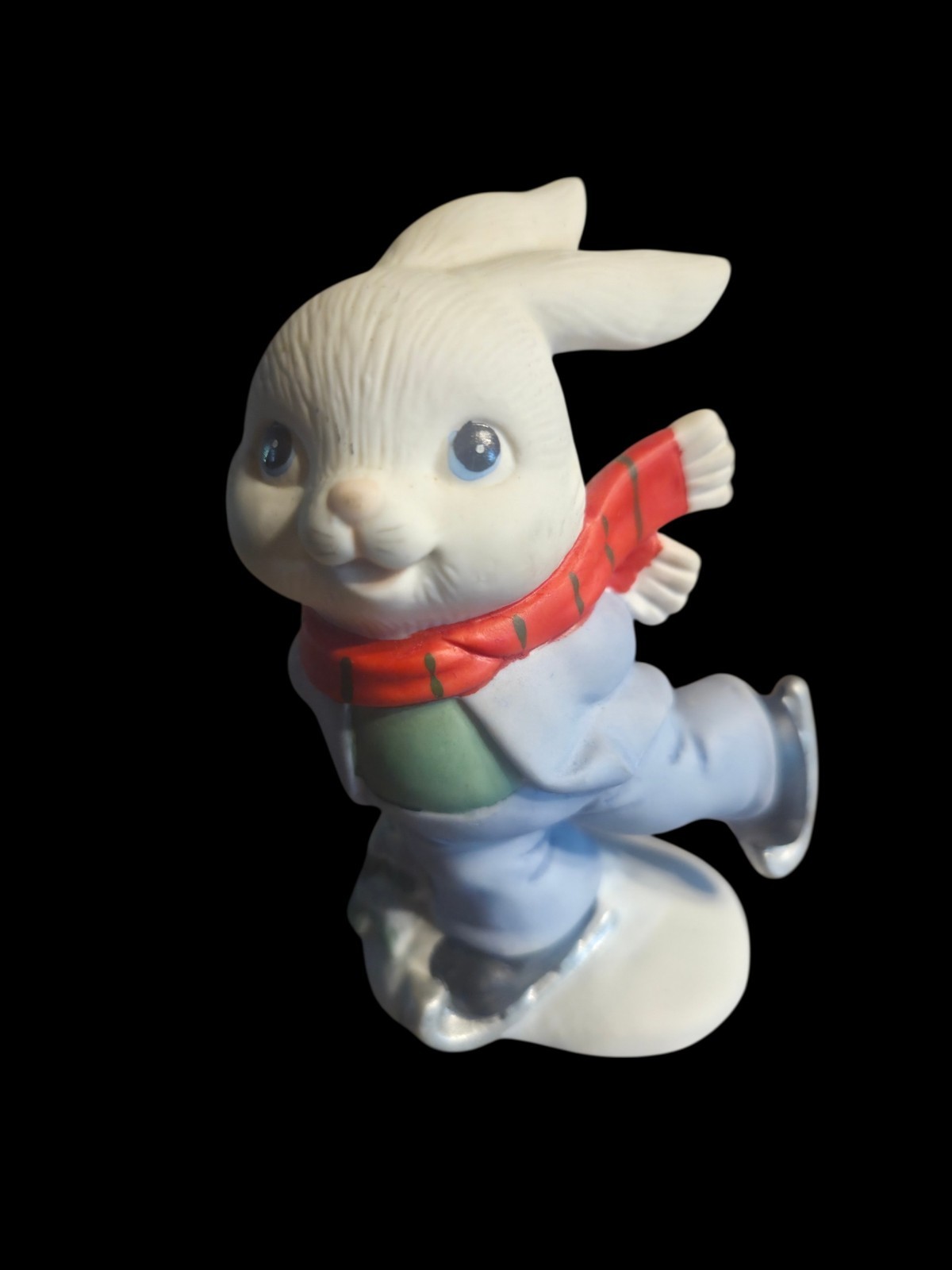 Vtg Christmas Pr HOMCO Figurines Ice Skating Girl Boy Bunnies 4″ Winter Decor