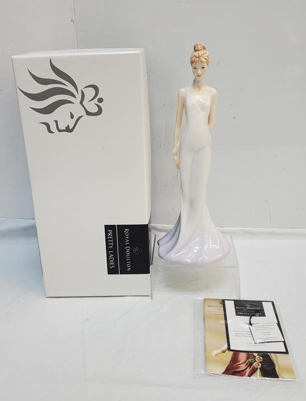 porcelain figurines ladies art deco collectible