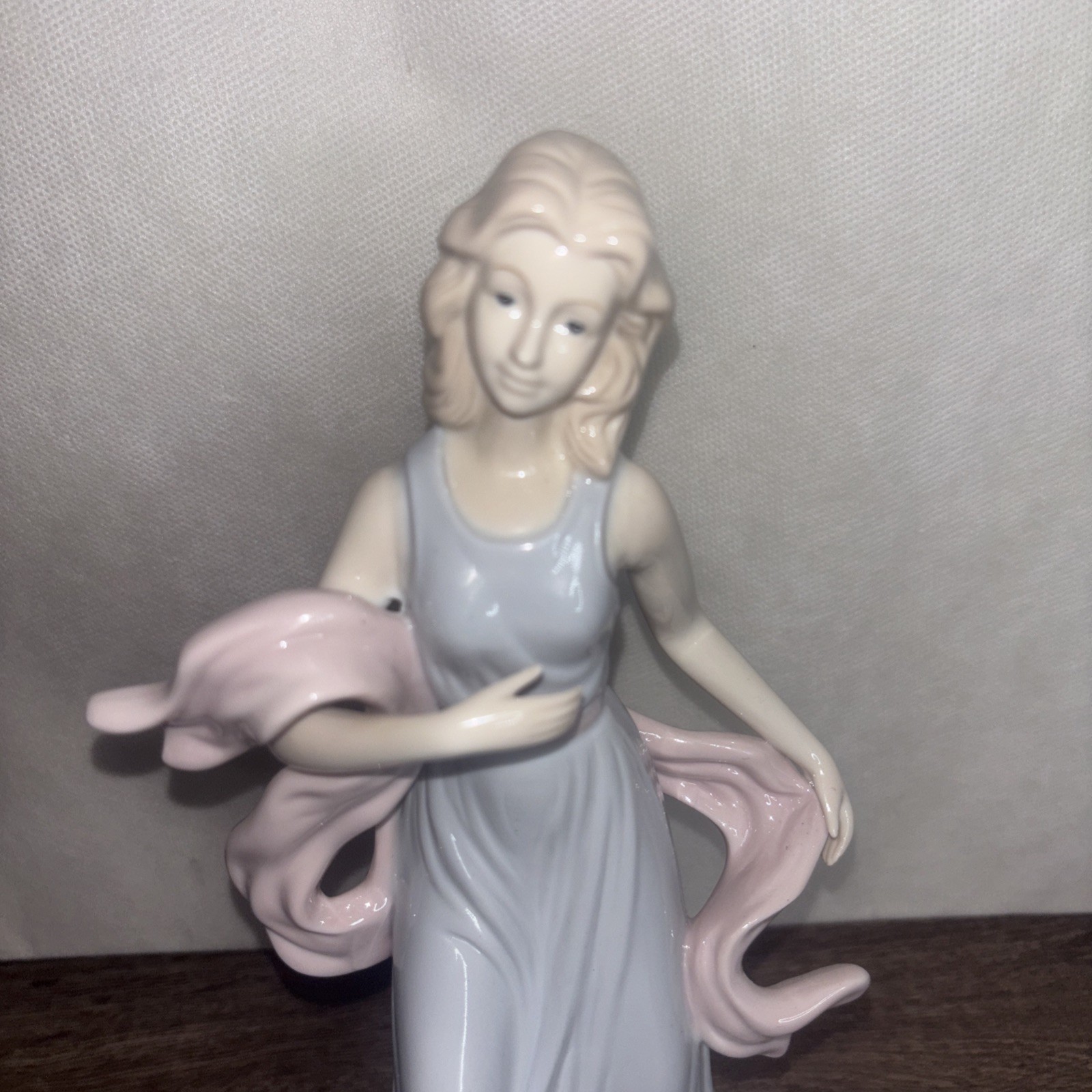 Elegant Porcelain Woman Figurine With Flowing Gown And Scarf 9 In Tall Vintage