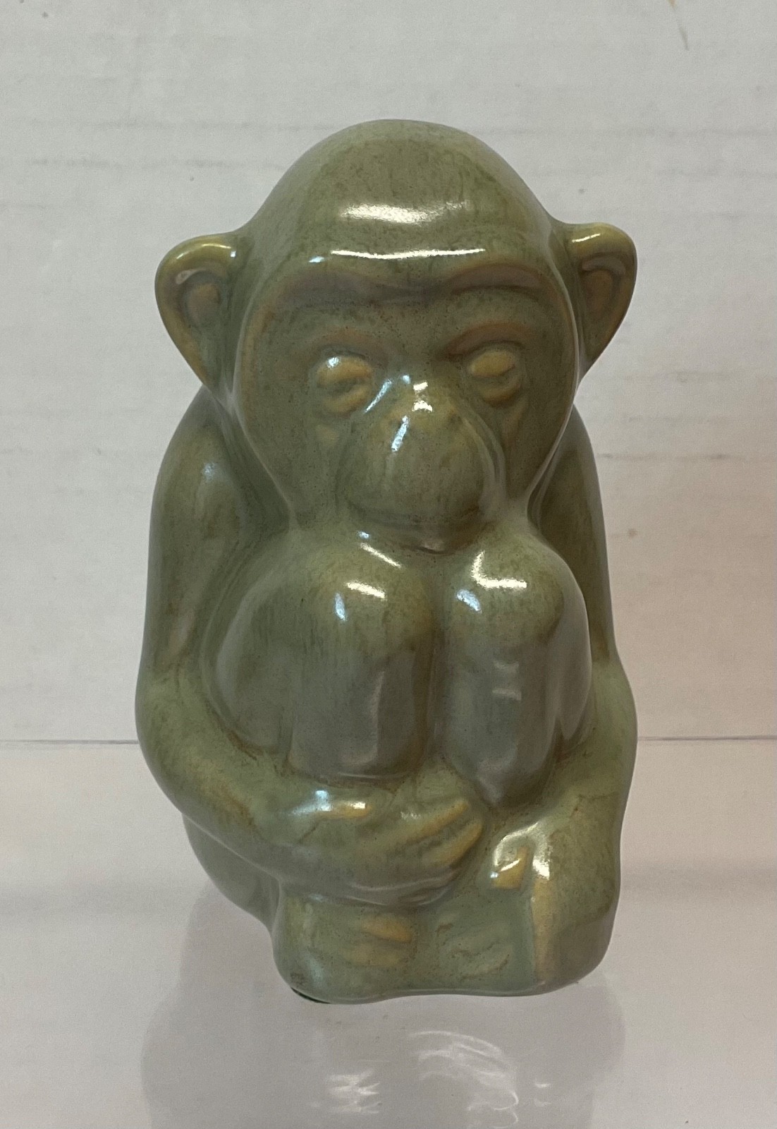 Adorable vintage ROOKWOOD MONKEY FIGURINE In Light Green Glaze G 1985 199