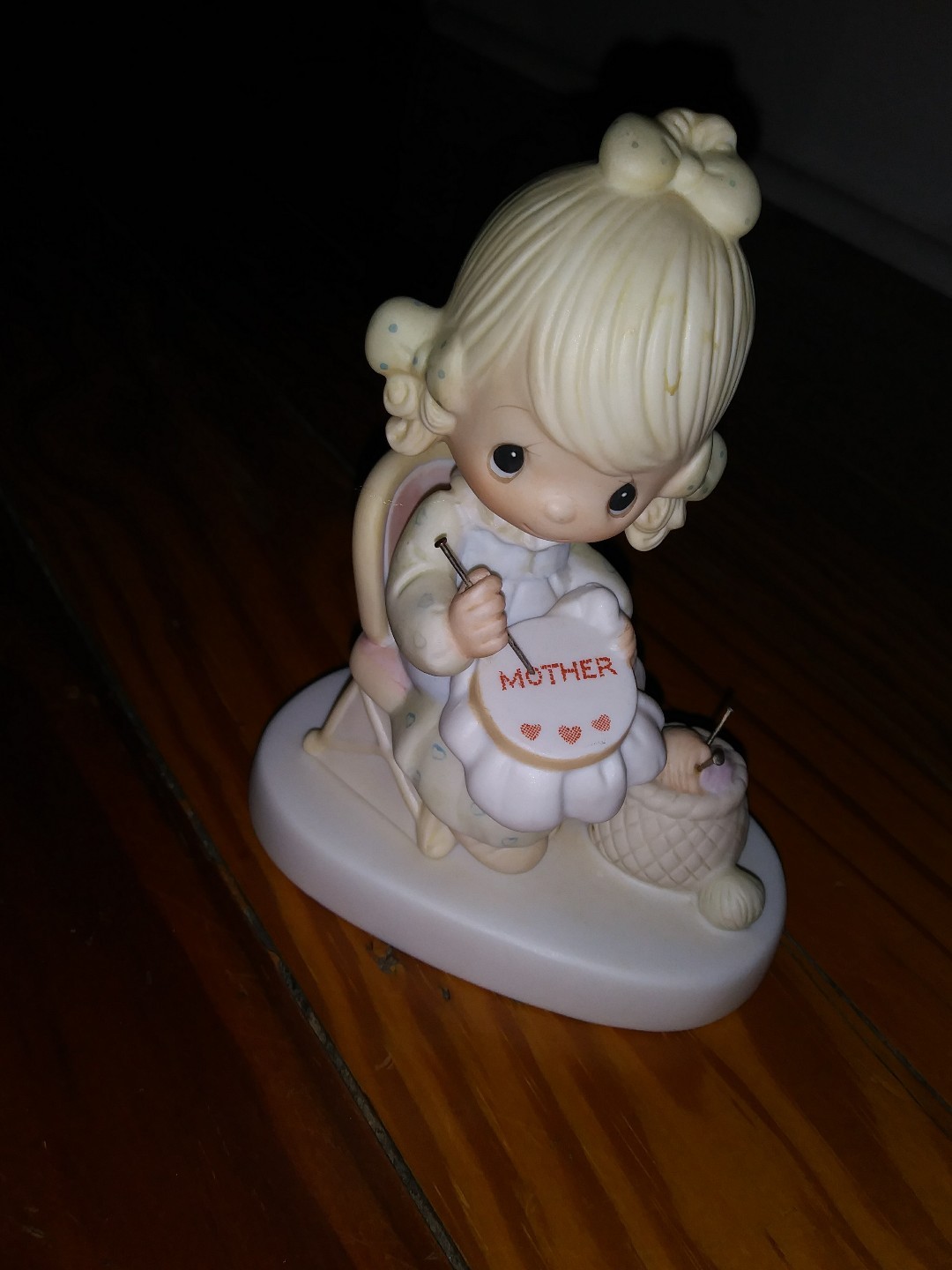 EUC Precious Moments Figurine Jonathon & David Mother Sew Dear E3106 1979