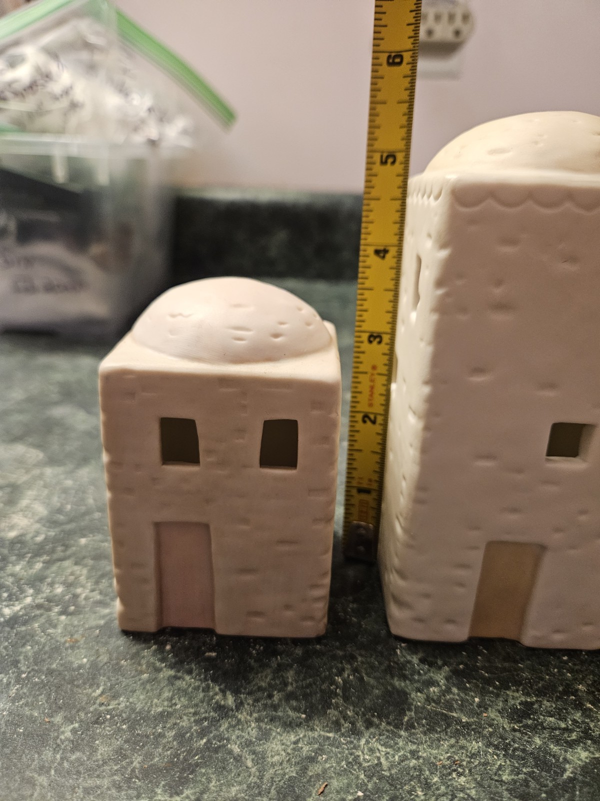 EUC Precious Moments 3 Buildings E 2387 (no Palm Tree or box)