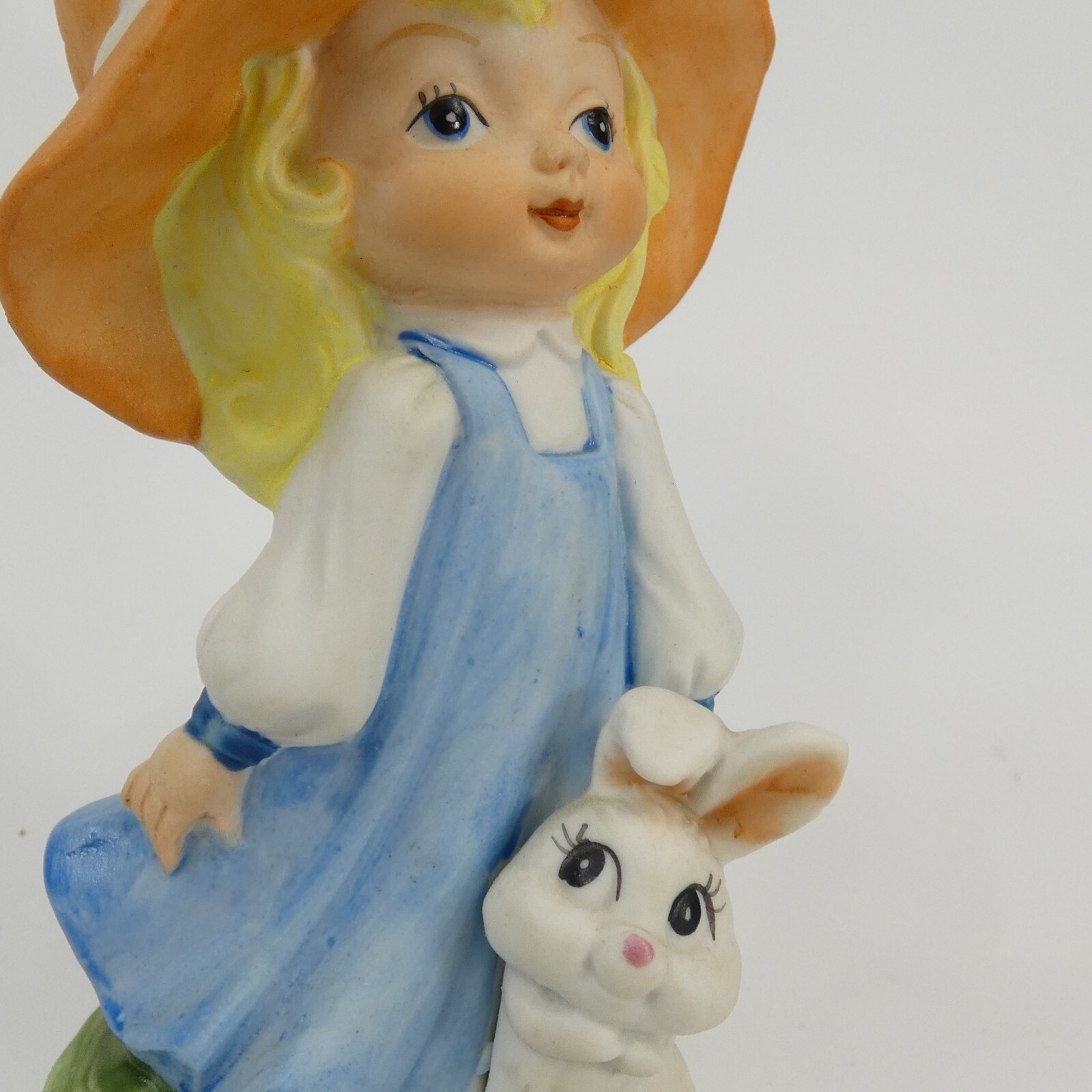 Vintage 70s adorable bonnet girl figurine with bunny unmarked WPJM2