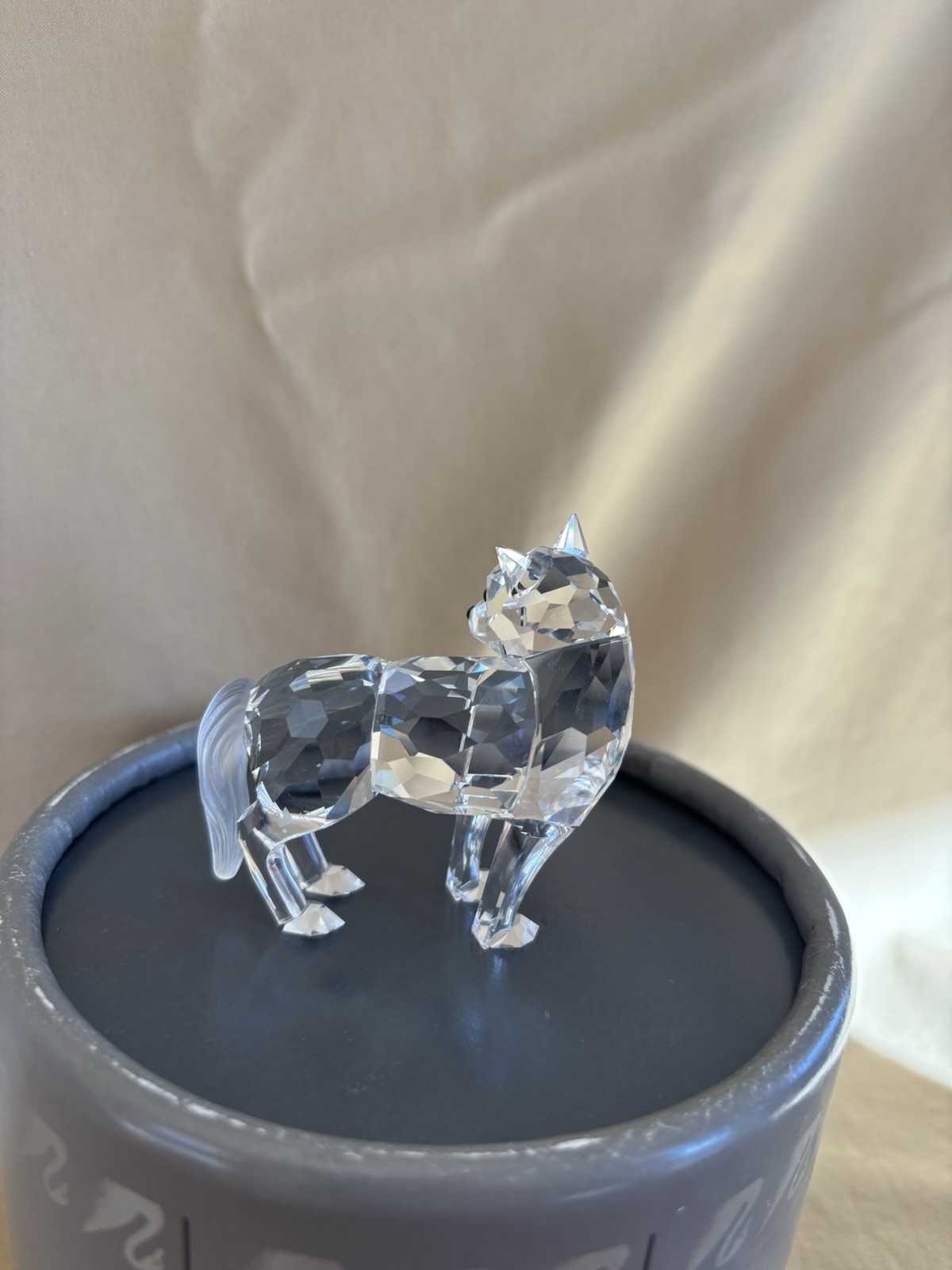 Swarovski Crystal Wolf Retired With Box